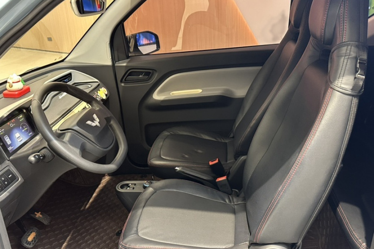 五菱汽车 宏光MINIEV 2020款 悦享款 磷酸铁锂中控内饰7004