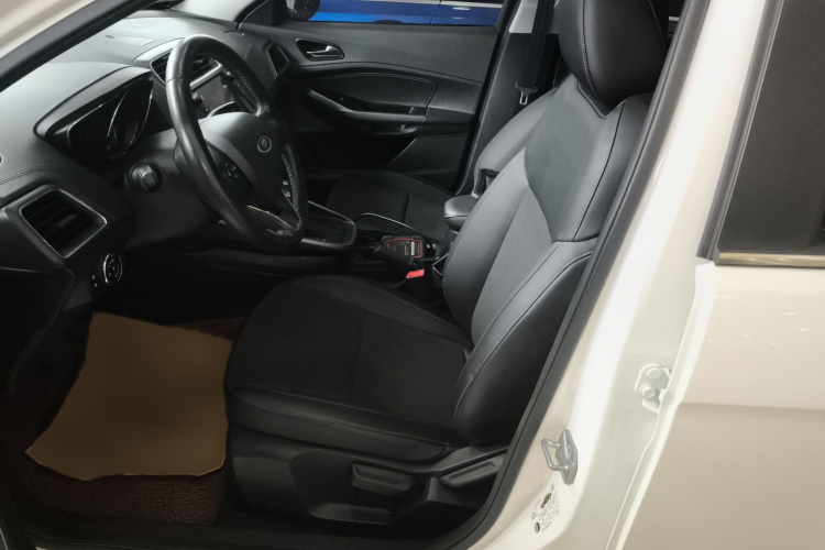 福特 福睿斯 2019款 改款 1.5L 自动悦享型 国VI局部细节19