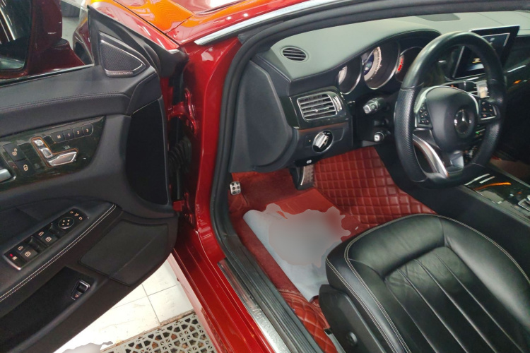 奔驰CLS 2017款 CLS 260逸彩版中控内饰7003