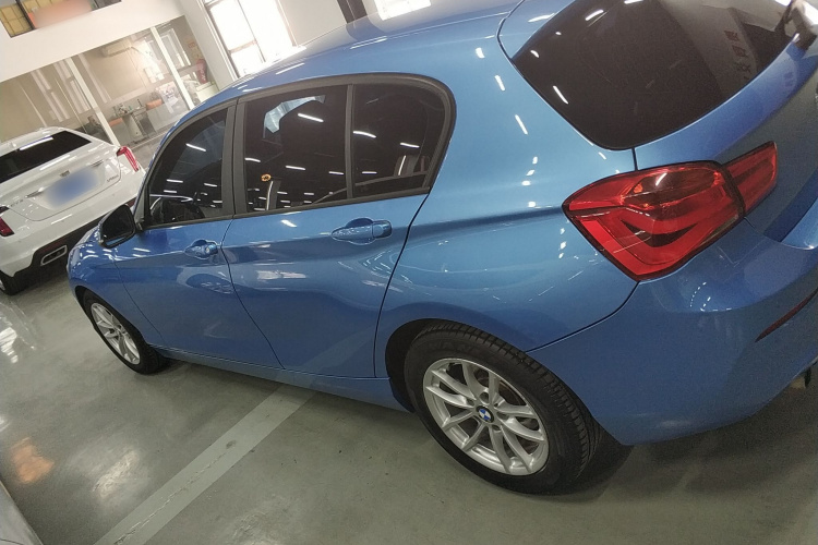 宝马1系(进口) 2018款 118i 领先型车身外观6003