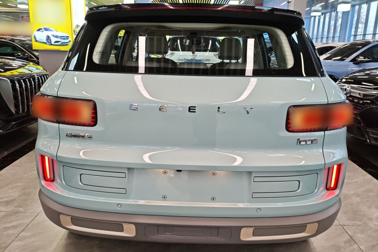 吉利汽车 吉利icon 2022款 1.5TD 青鸢限量款车身外观6