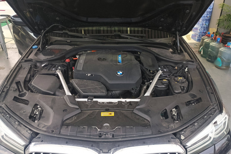 宝马5系新能源 2022款 改款二 535Le 先锋版M运动套装局部细节24