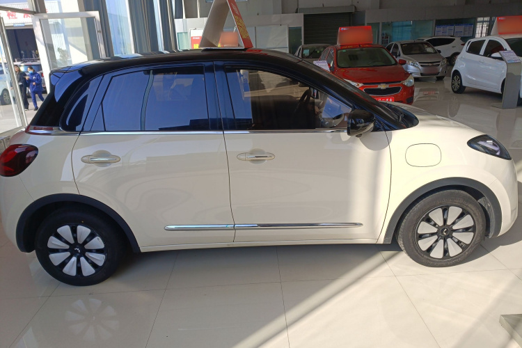 五菱汽车 五菱缤果 2025款 410km 灵犀尊享款车身外观6002