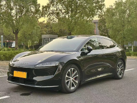 鸿蒙智行 智界R7 2024款 纯电 736km UItra