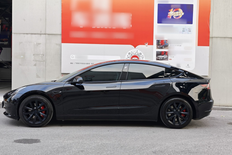 特斯拉 Model 3 2022款 后轮驱动版车身外观6002