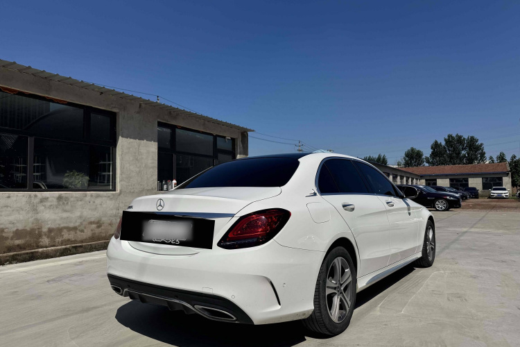 奔驰C级 2021款 C 260 L 运动版车身外观6006