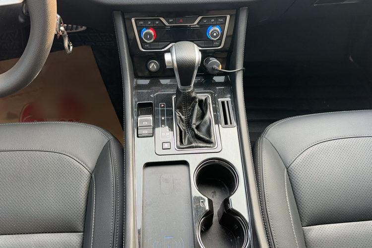 众泰T600 Coupe 2017款 1.5T 自动豪华型局部细节18