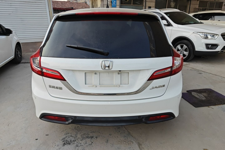 本田 杰德 2013款 1.8L 自动舒适版 5座车身外观6