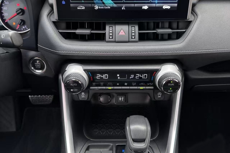 丰田 威兰达 2020款 2.0L CVT两驱豪华版中控内饰7005