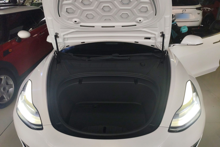 特斯拉 Model 3 2020款 改款 长续航后轮驱动版局部细节24