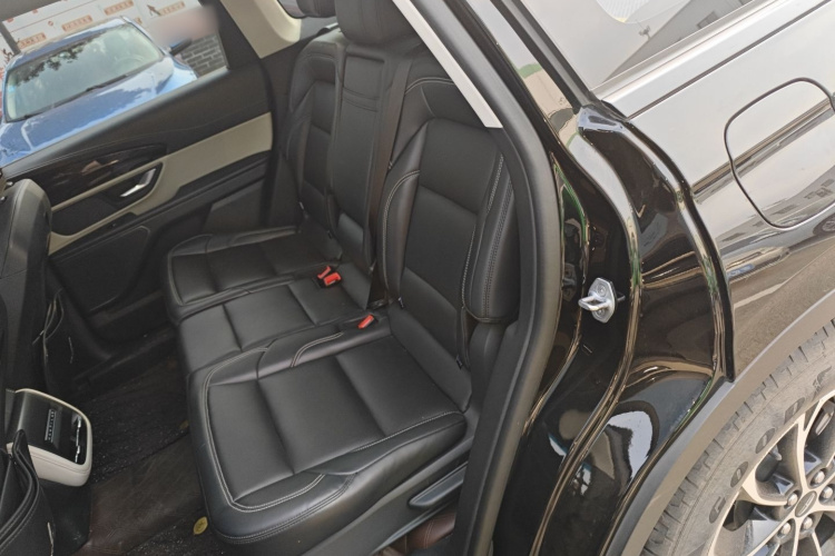 林肯 航海家 2023款 2.0T 四驱尊享版中控内饰21