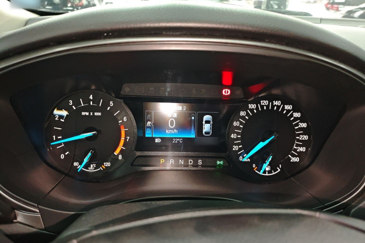 福特 蒙迪欧 2017款 改款 EcoBoost 180 时尚型局部细节14