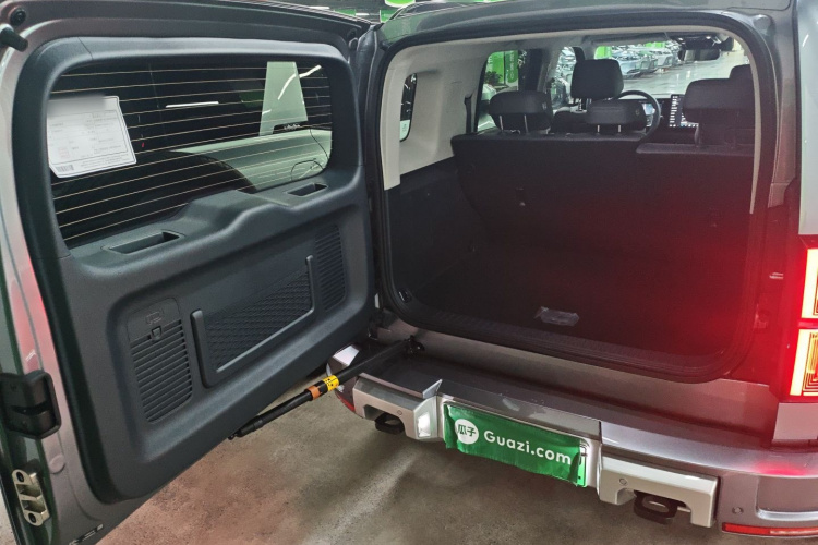 方程豹 豹5 2025款 210KM 云辇天神Ultra版机舱底盘23