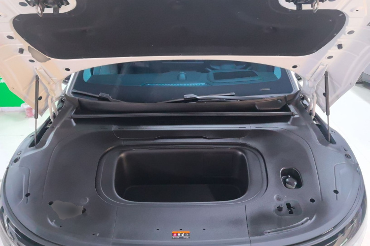 极氪007 2024款 后驱增强版 100kWh机舱底盘24