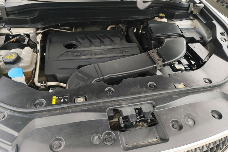 哈弗H6 2021款 1.5T 自动都市版机舱底盘24