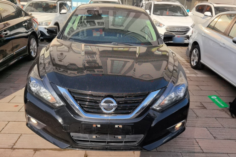 日产 天籁 2016款 改款 2.0L XL舒适版车身外观2