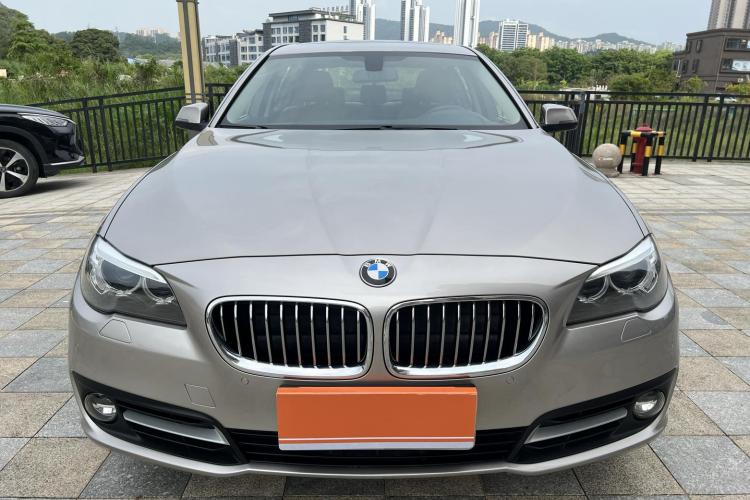 宝马5系 2014款 520Li 典雅型车身外观2