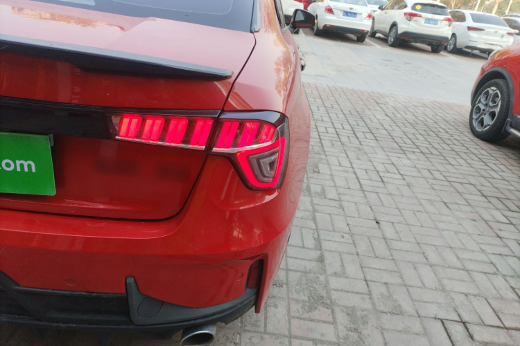 领克03 2020款 2.0TD 自动劲版车身外观6006