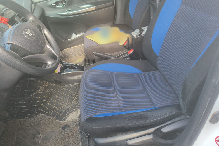 丰田 YARiS L 致炫 2017款 1.5G CVT劲速天窗升级版局部细节19