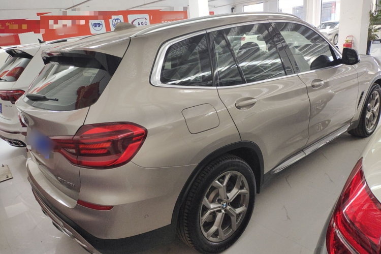 宝马X3 2020款 xDrive28i 豪华套装车身外观6003