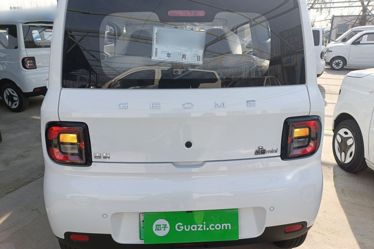 吉利银河 熊猫 2025款 210km 元气熊车身外观6004