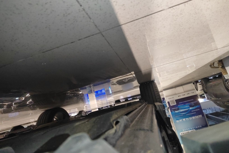 领克01 2021款 2.0TD 四驱暗夜版局部细节9001