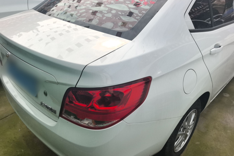 雪佛兰 2015款 赛欧3 1.5L AMT幸福天窗版车身外观6003