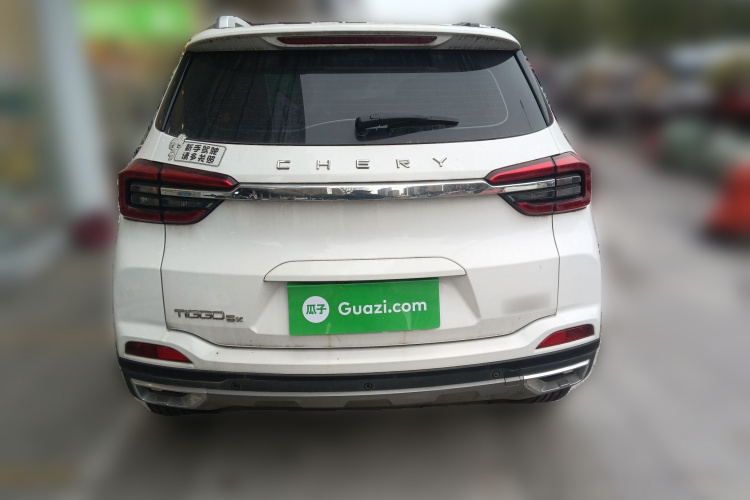 奇瑞 瑞虎5x 2020款 1.5L CVT时尚版车身外观6