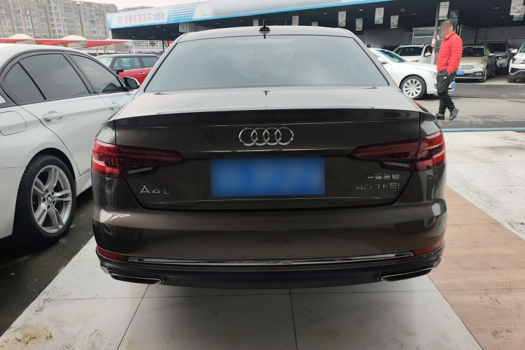 奥迪A4L 2019款 40 TFSI 进取型 国VI车身外观6004