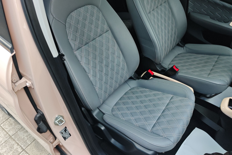 零跑汽车 零跑T03 2021款 400豪华版局部细节41