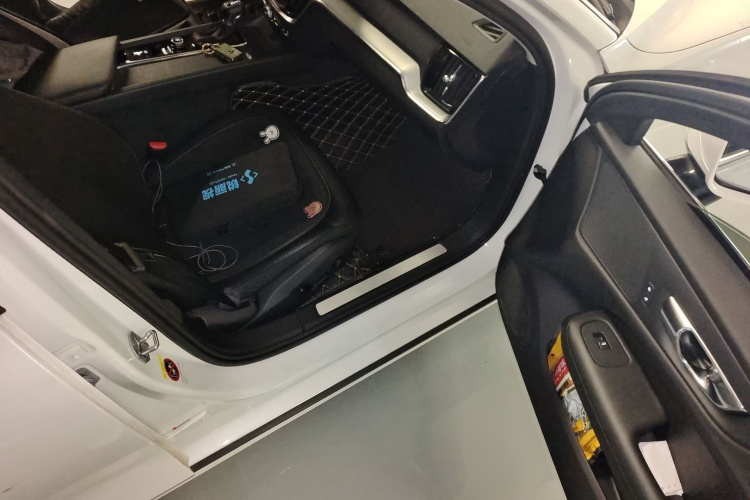 沃尔沃S60 2020款 T4 智逸豪华版局部细节9005