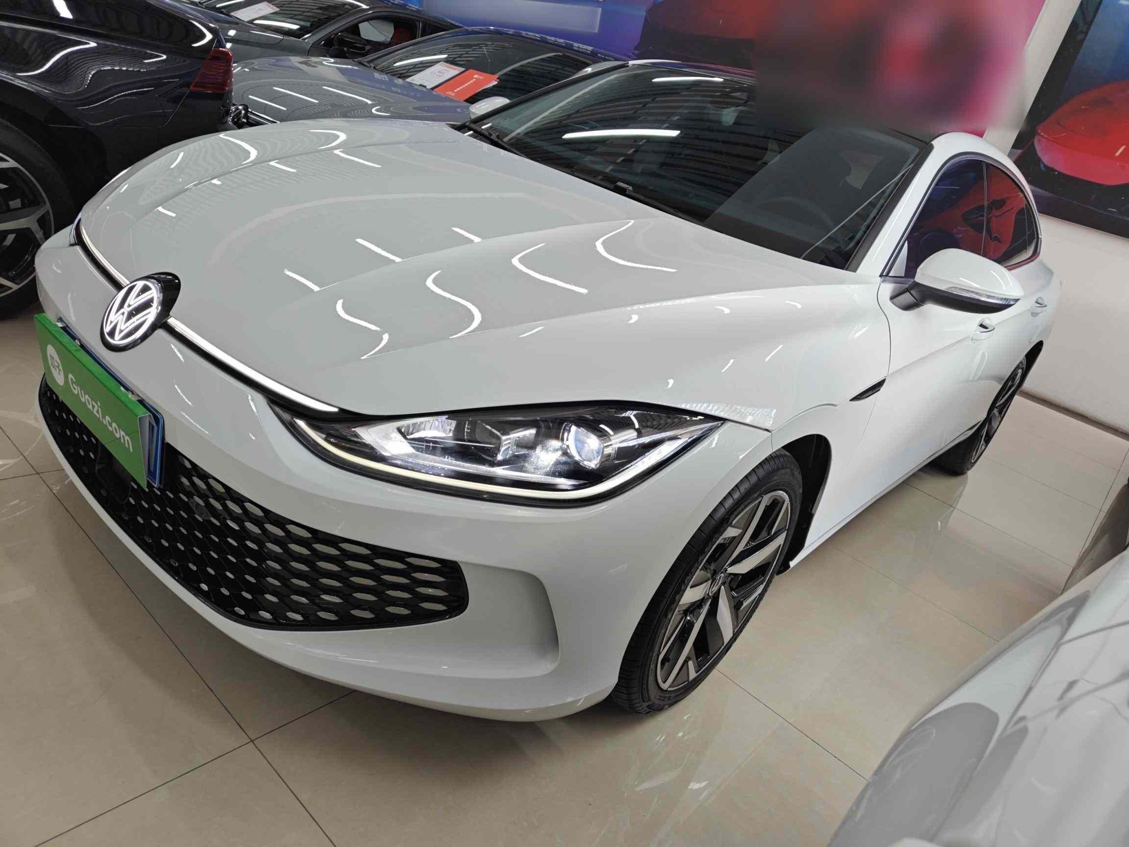 大众 2024款 凌渡L 280TSI DSG酷辣版(2)