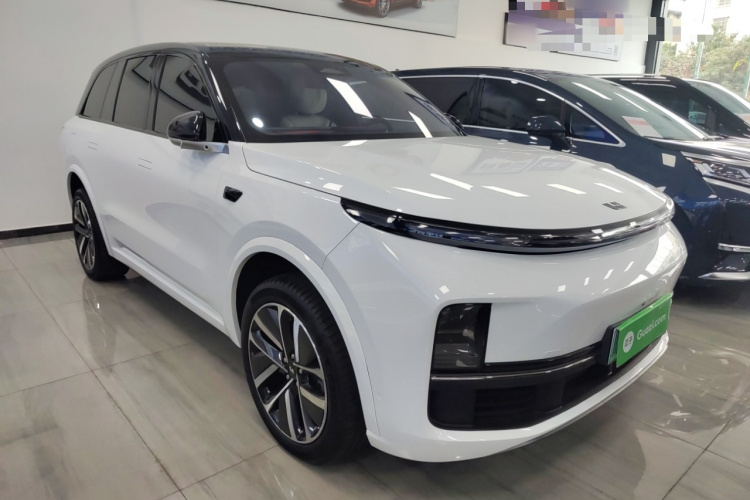 理想汽车 理想L8 2023款 Pro车身外观3