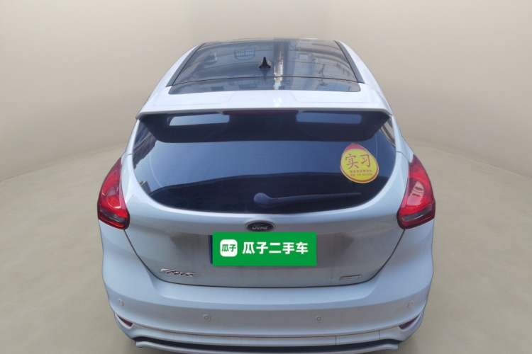 福特 福克斯 2017款 两厢 EcoBoost 180 自动精英型车身外观6