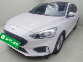 福特 福克斯 2020款 三厢 EcoBoost 180 自动锋潮型