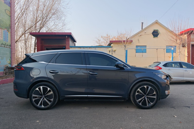 比亚迪 唐新能源 2022款 DM-p 215KM 四驱旗舰型车身外观6002