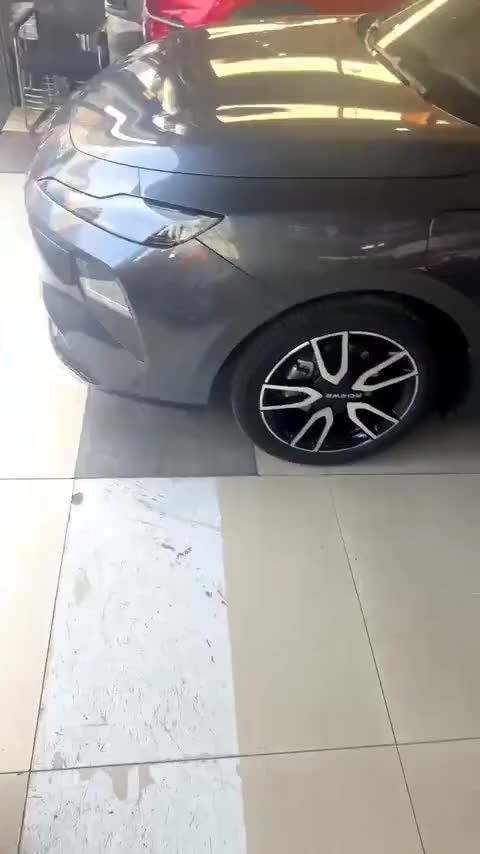 荣威D6 2025款 450km 尊享版讲解1