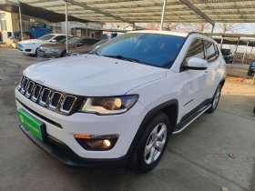 Jeep 指南者 2019款 200T 自动家享-互联大屏版