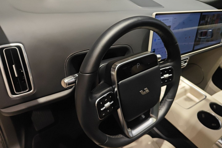 理想汽车 理想L6 2024款 Pro中控内饰7002