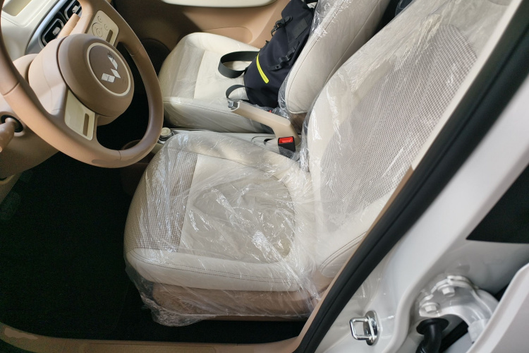 五菱汽车 宏光MINIEV 2025款 四门版 进阶款中控内饰19