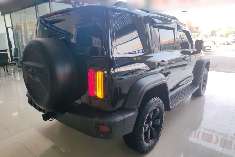 坦克300 2021款 越野版 2.0T 征服者车身外观7