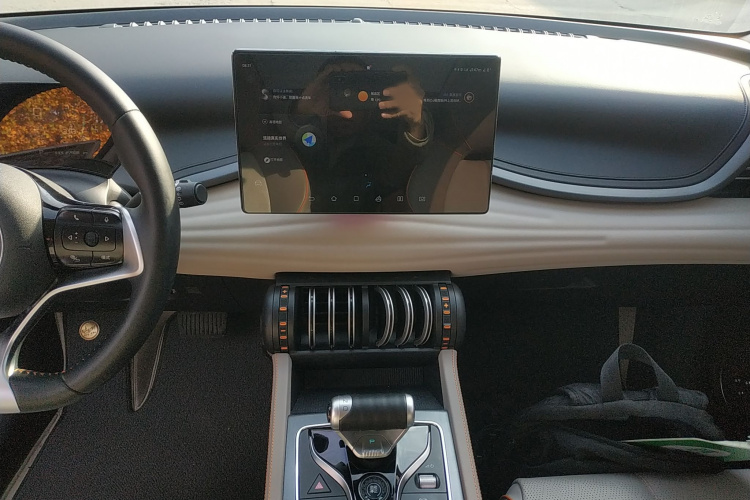 比亚迪 元PLUS 2023款 冠军版 430KM 超越型局部细节16