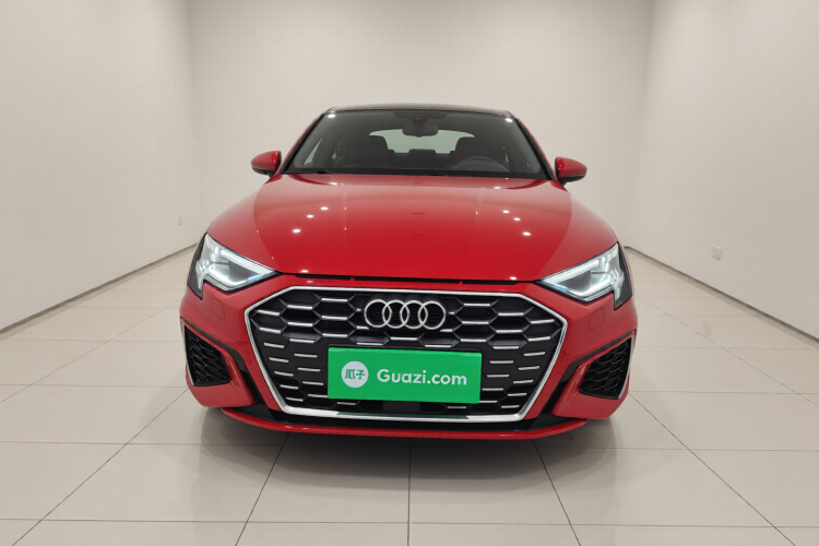 奥迪A3 2024款 Sportback 35 TFSI 时尚运动型车身外观2