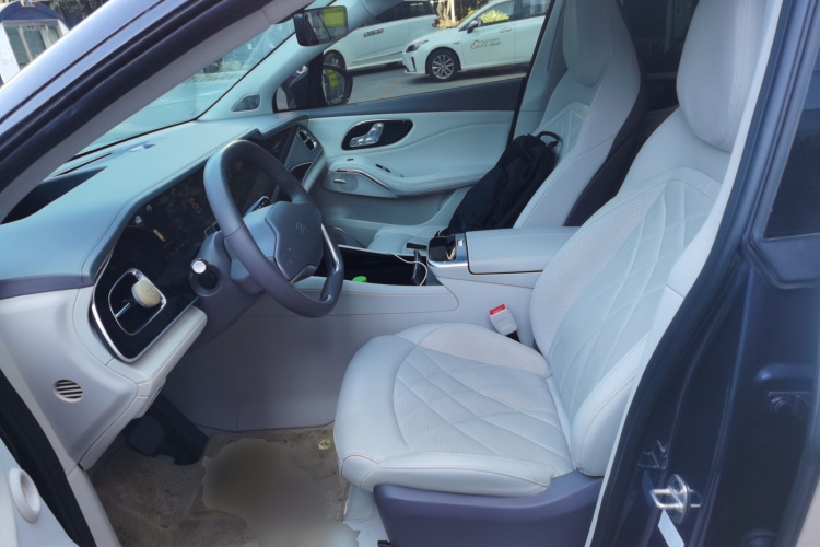 飞凡汽车 飞凡R7 2022款 性能高阶版中控内饰19