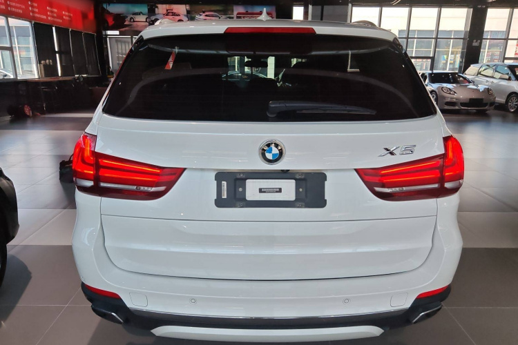 宝马X5(进口) 2017款 xDrive35i 典雅型车身外观6004