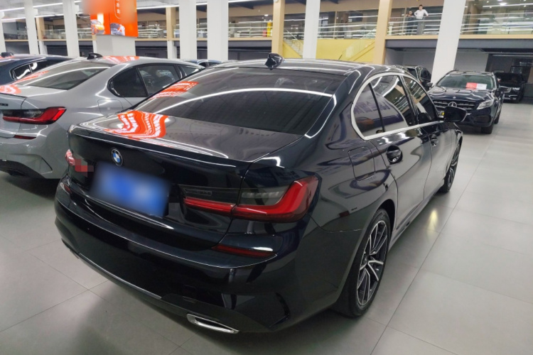 宝马3系 2022款 325Li M运动套装车身外观6005