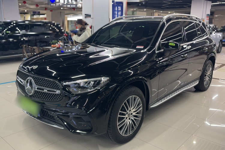 奔驰GLC 2025款 改款 GLC 300 L 4MATIC 动感型 5座车身外观1