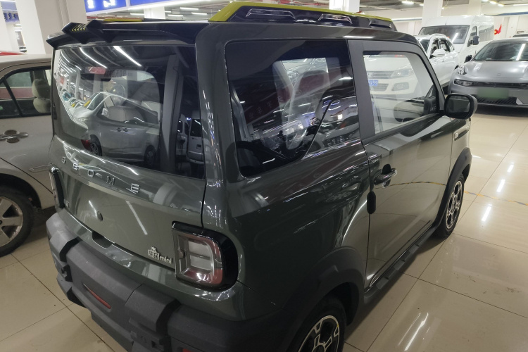 吉利银河 2025款 210km 熊猫骑士车身外观6005