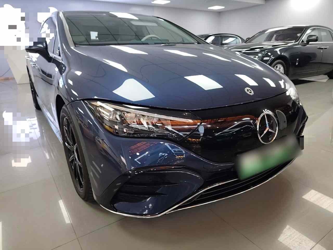 奔驰EQE 2022款 350 先锋版(5)
