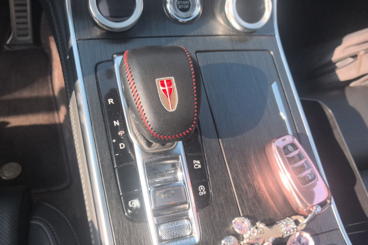 红旗H9 2022款 2.0T 智联旗享版局部细节18